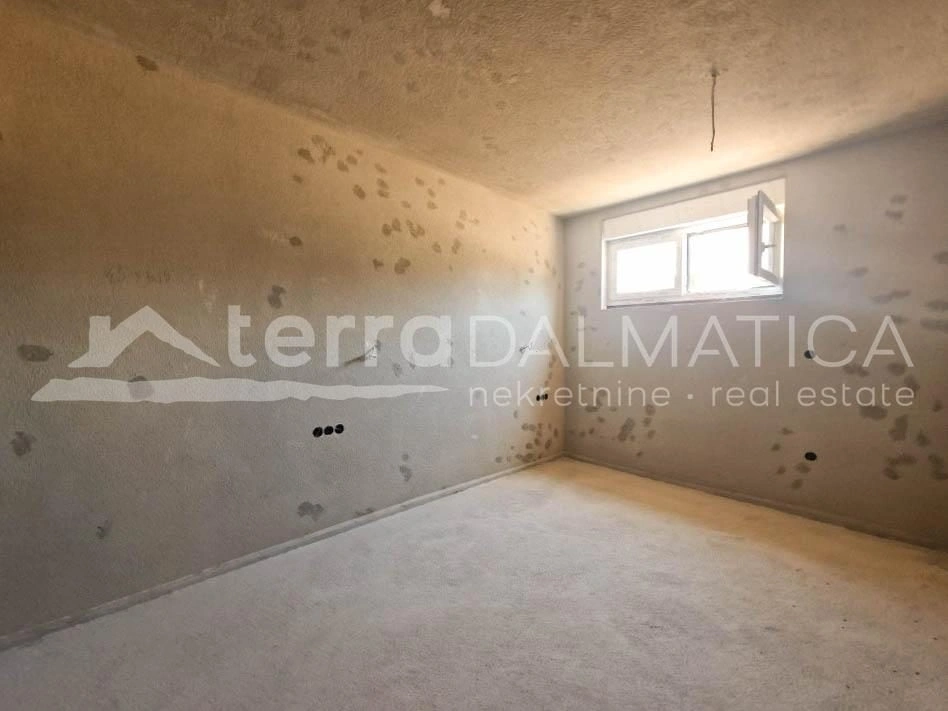 Zaboric, Apartment mit zwei Schlafzimmern und Garten in Strandnähe