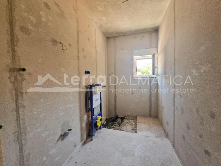 Zaboric, Apartment mit zwei Schlafzimmern und Garten in Strandnähe