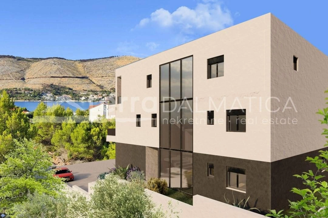 Umgebung von Šibenik, Grebaštica, Dreizimmer-Penthouse mit Aufzug und Garage