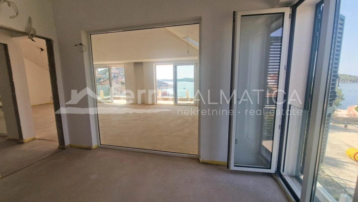 Sibenik, Wohnung mit drei Schlafzimmern in großartiger Lage