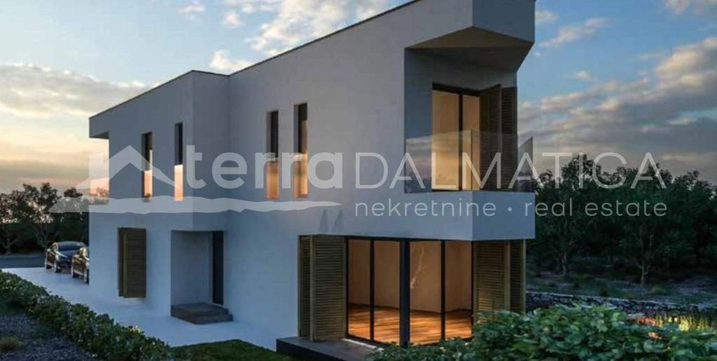 Bilice, luksuzna vila v prvi vrsti do morja z modernim dizajnom