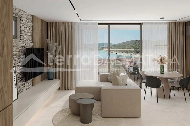 Exklusive Villa in Rogoznica mit drei Luxusapartments, Swimmingpool und Garage