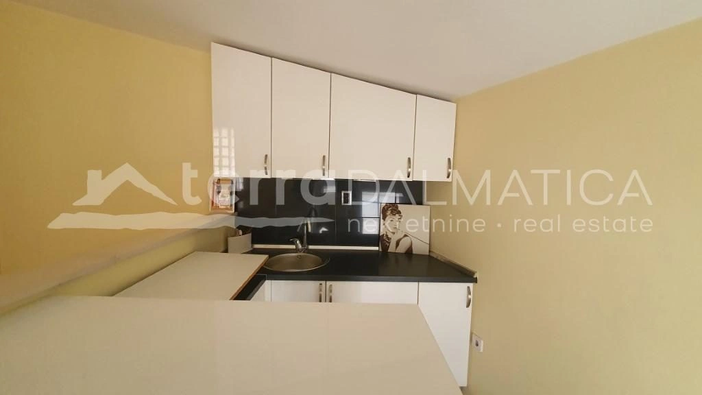 Šibenik - renoviertes Haus im historischen Zentrum, ideal zum Wohnen oder Mieten