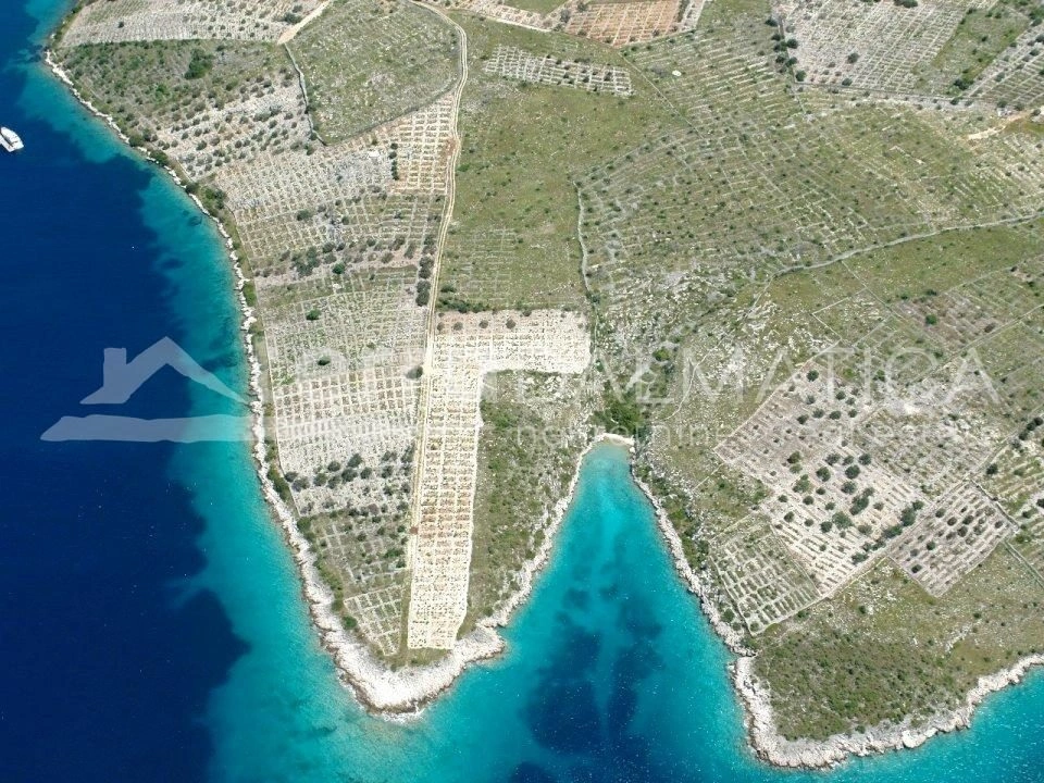 Primošten, moderne Wohnung in einem Neubau mit Swimmingpool und Meerblick