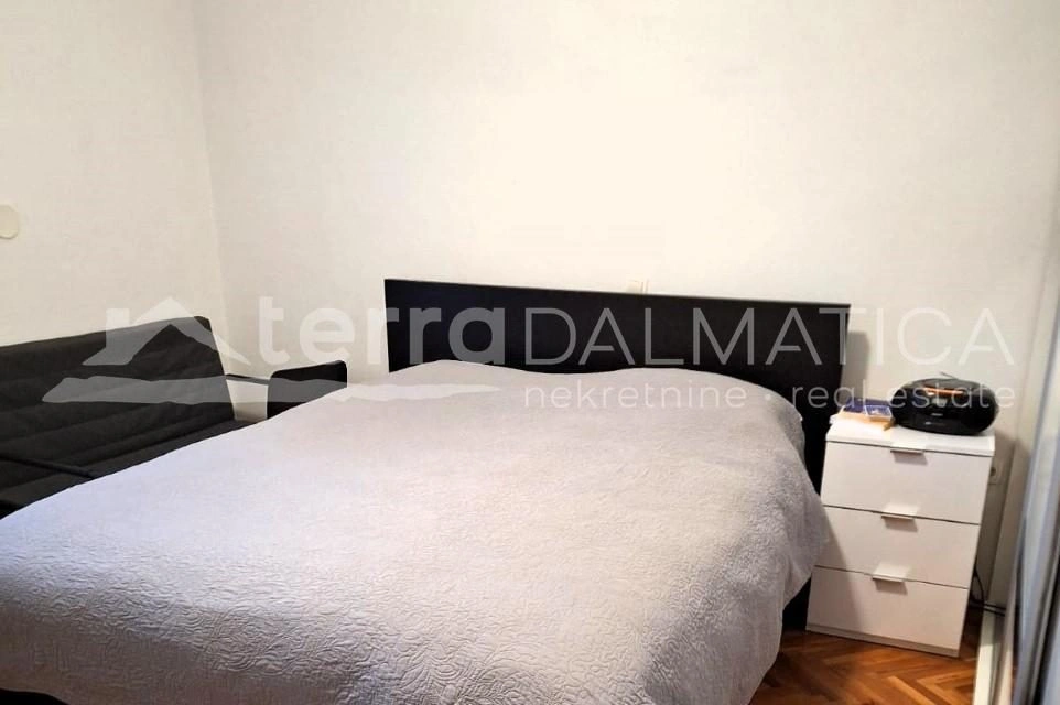 Wohnung im Zentrum von Šibenik mit privatem Parkplatz – eine ideale Gelegenheit!