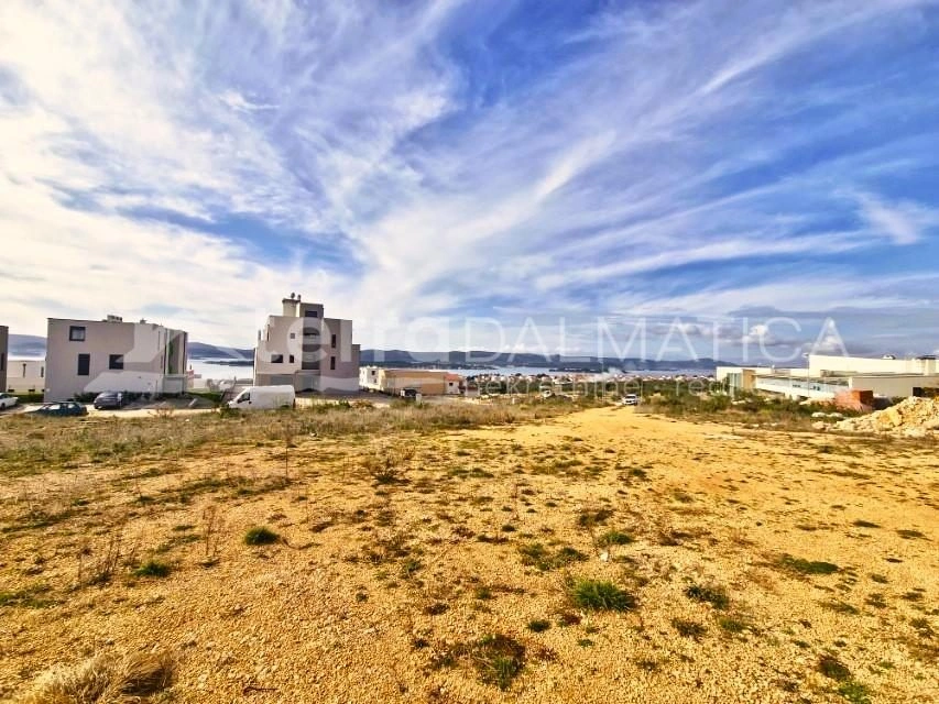Baugrundstück in Sveti Filip und Jakov mit Meerblick