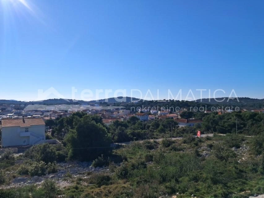 Neubau in Jezera mit Meerblick, Terrasse und Parkplatz