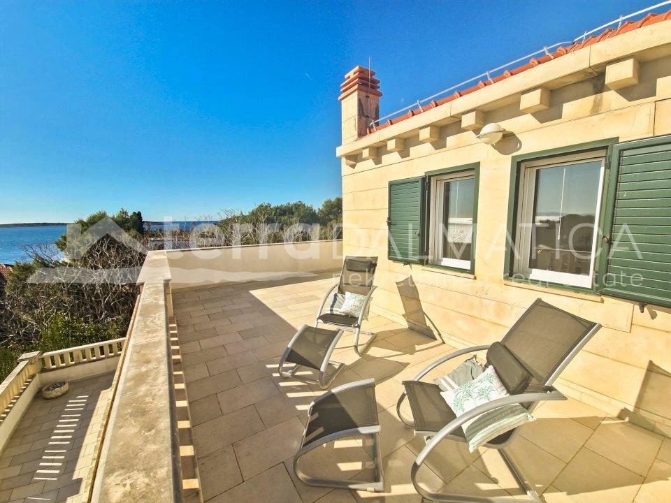 Paradies auf Šolta: Faszinierender Garten und Terrassen mit Panoramablick auf das Meer