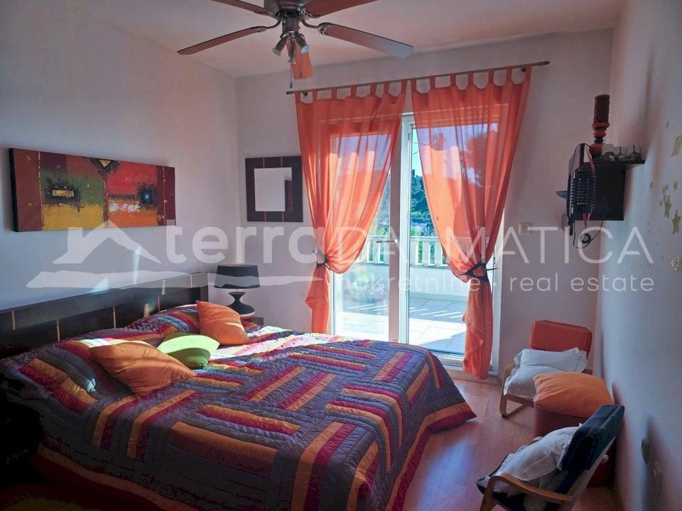 Paradies auf Šolta: Faszinierender Garten und Terrassen mit Panoramablick auf das Meer