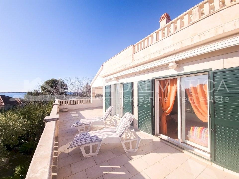 Paradies auf Šolta: Faszinierender Garten und Terrassen mit Panoramablick auf das Meer