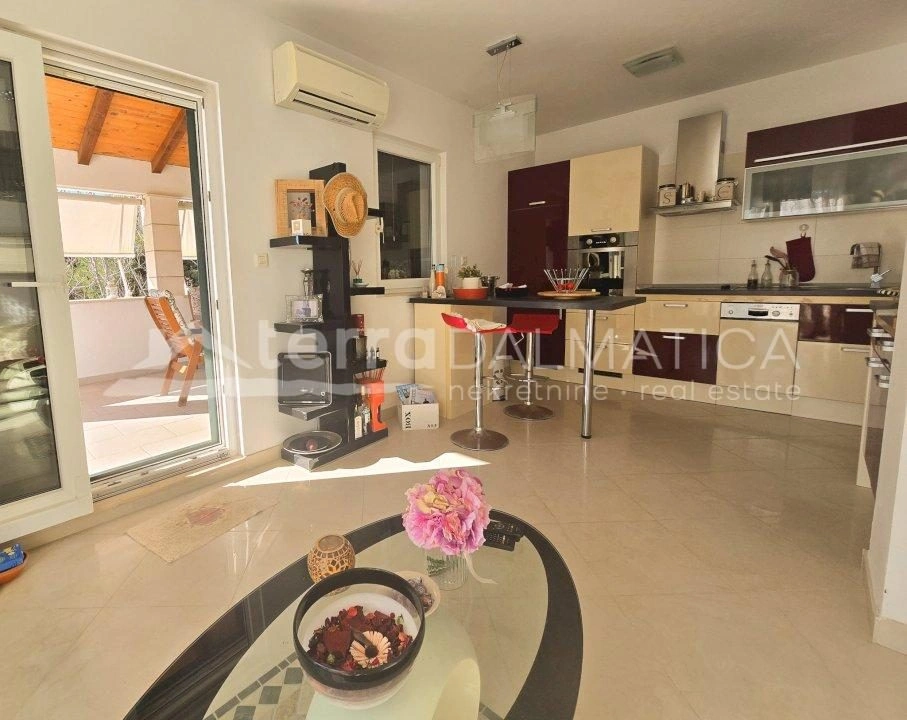 Paradies auf Šolta: Faszinierender Garten und Terrassen mit Panoramablick auf das Meer