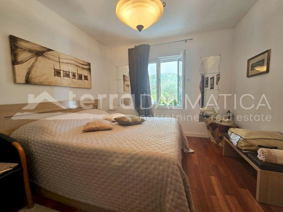 Paradies auf Šolta: Faszinierender Garten und Terrassen mit Panoramablick auf das Meer