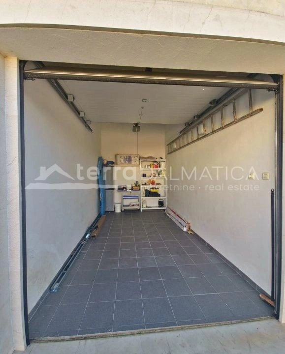 Paradies auf Šolta: Faszinierender Garten und Terrassen mit Panoramablick auf das Meer