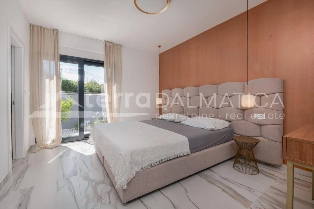 Luxusvilla in Podstrana mit Dachterrasse, Swimmingpool und unglaublichem Blick auf Split