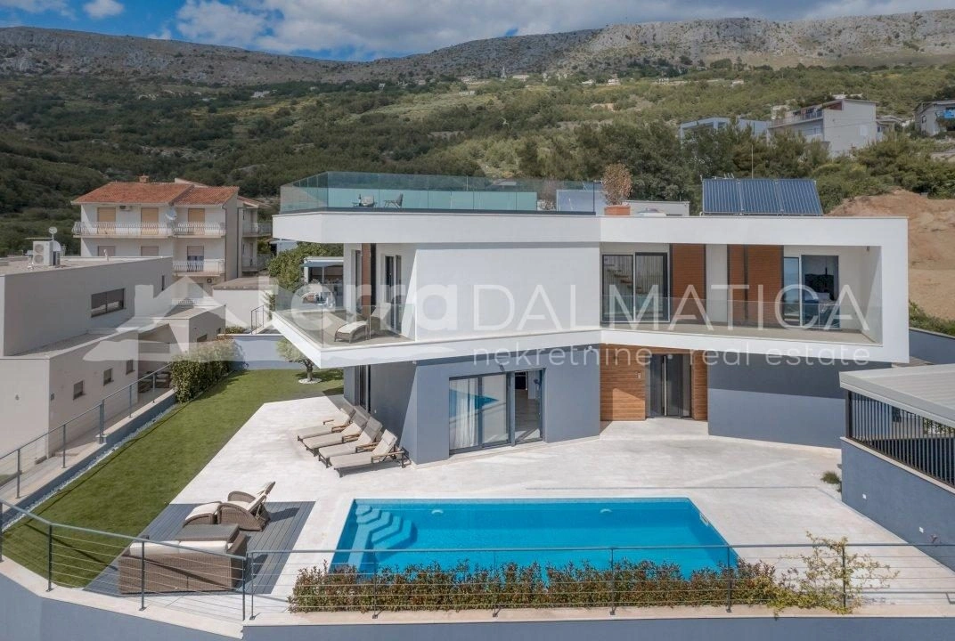 Luxusvilla in Podstrana mit Dachterrasse, Swimmingpool und unglaublichem Blick auf Split