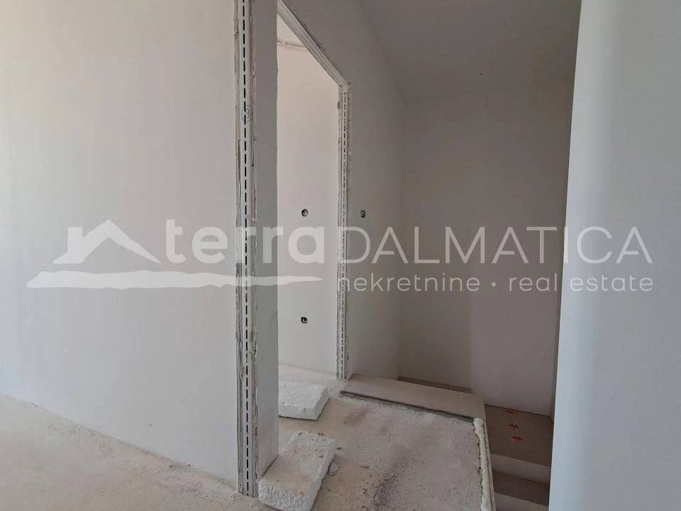 Maisonette-Wohnung mit Terrasse, Sommerküche und Meerblick