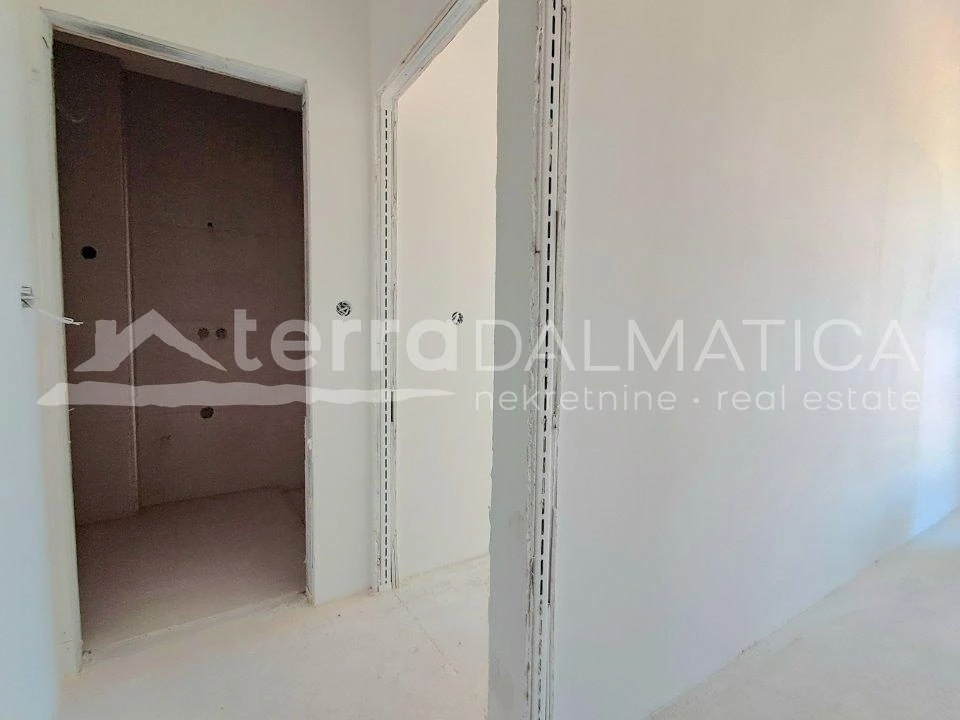 Maisonette-Wohnung mit Terrasse, Sommerküche und Meerblick