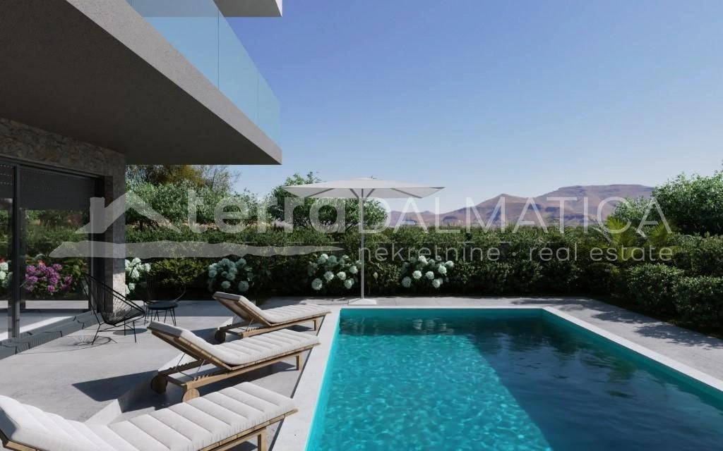 Haus mit Pool auf Murter, erste Reihe zum Meer