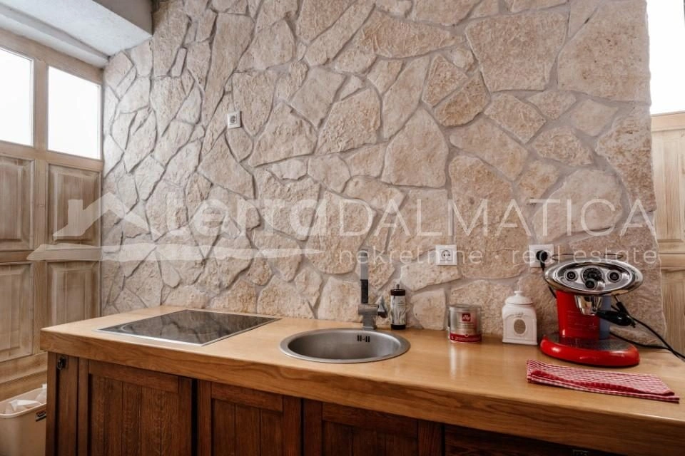 Renoviertes Steinhaus im Herzen der Altstadt von Šibenik