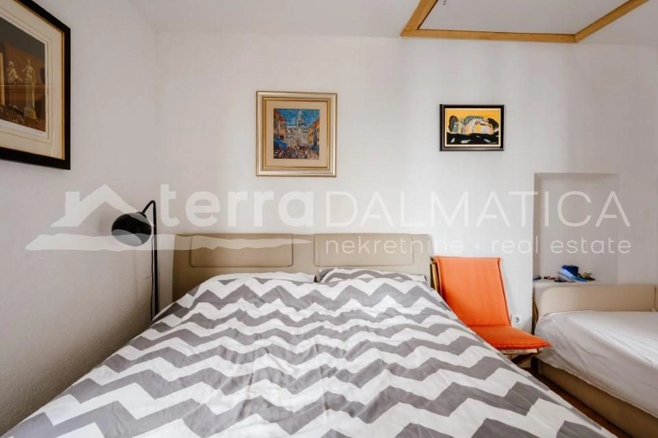 Renoviertes Steinhaus im Herzen der Altstadt von Šibenik