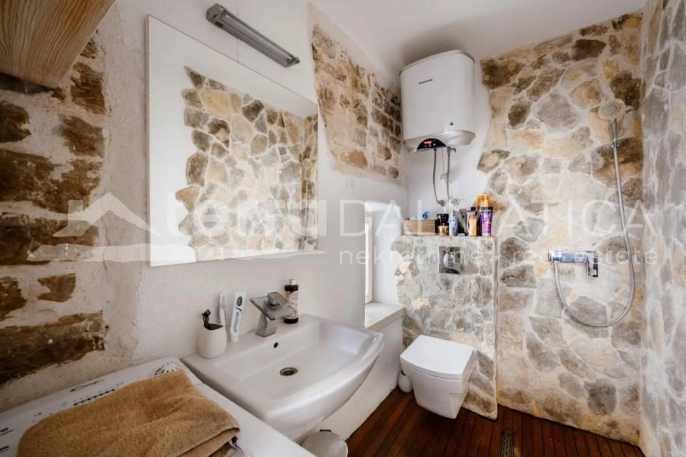 Renoviertes Steinhaus im Herzen der Altstadt von Šibenik