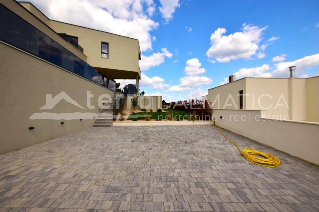 Exklusive Villa mit Pool und Meerblick in Betina, Insel Murter – Luxus, Privatsphäre und mediterraner Zauber