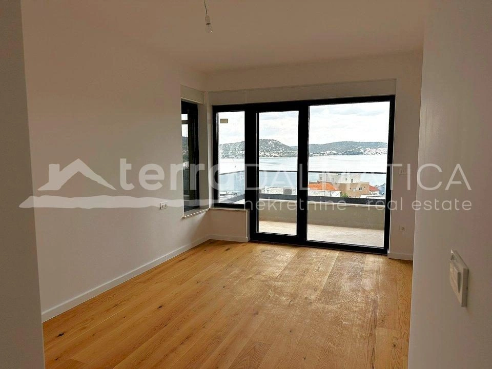 Exklusive Villa mit Pool und Meerblick in Betina, Insel Murter – Luxus, Privatsphäre und mediterraner Zauber