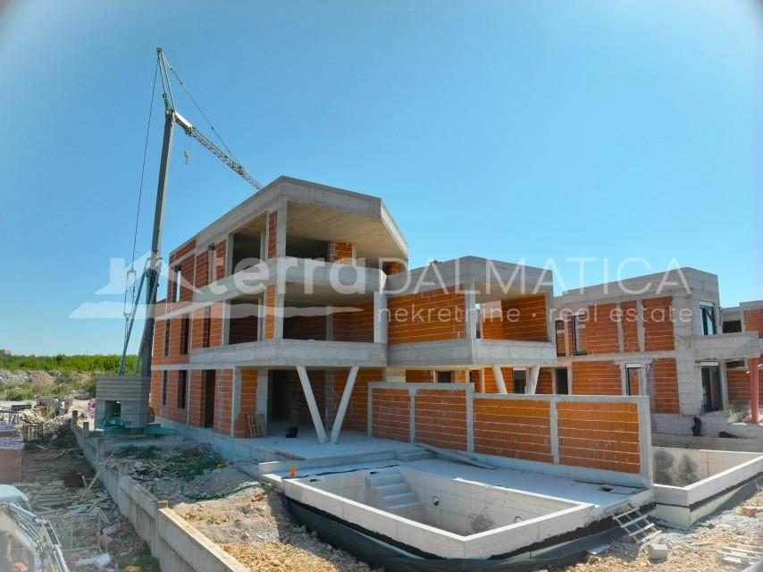 Luxus-Penthouse mit Aussicht und zwei Terrassen – Vodice, 110 m²