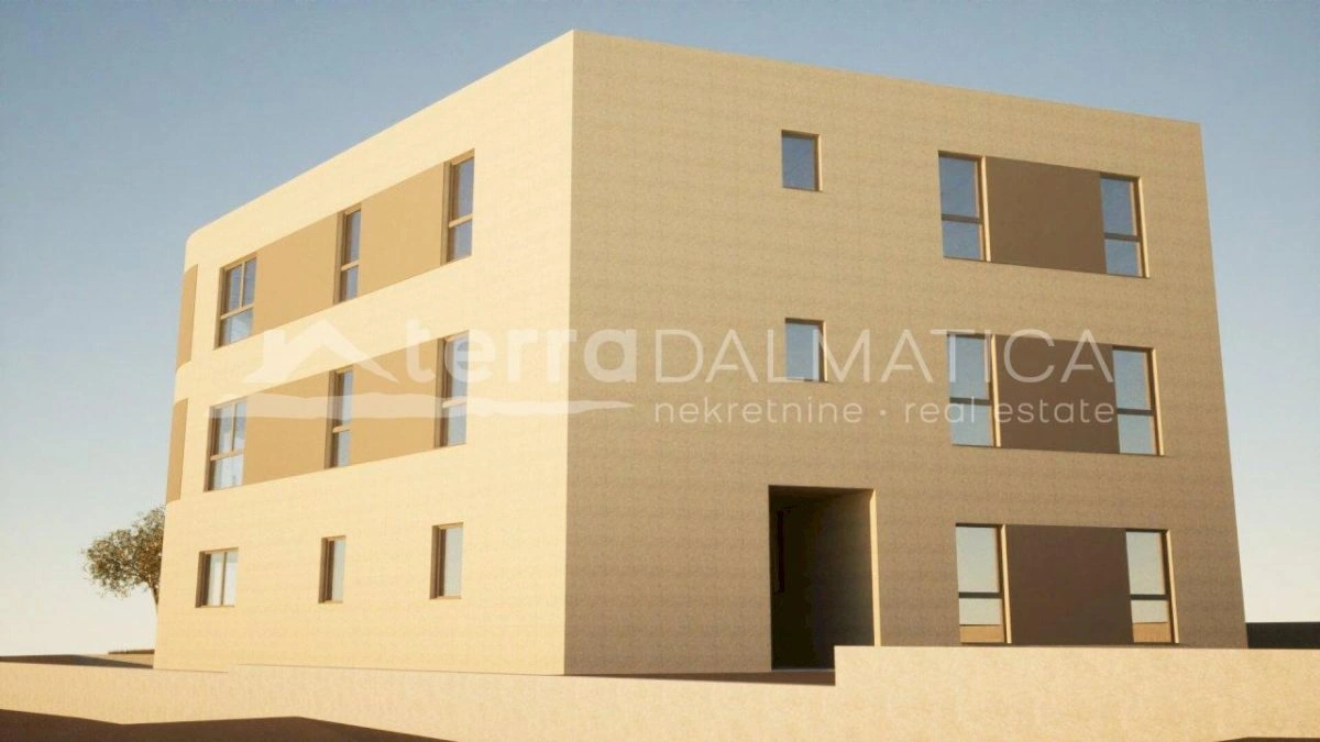 Geräumiges Luxusapartment in Vodice mit überdachter Terrasse