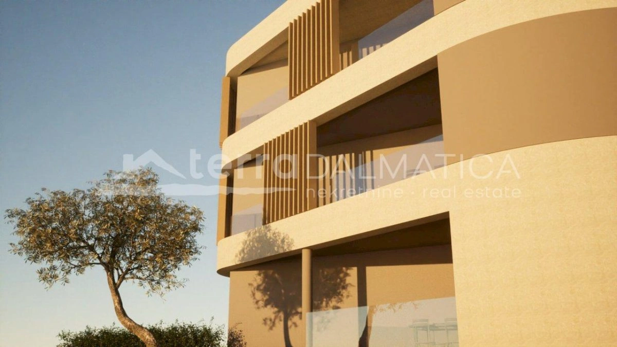 Außergewöhnliche Wohnung in Vodice – zweite Reihe vom Meer mit Terrasse