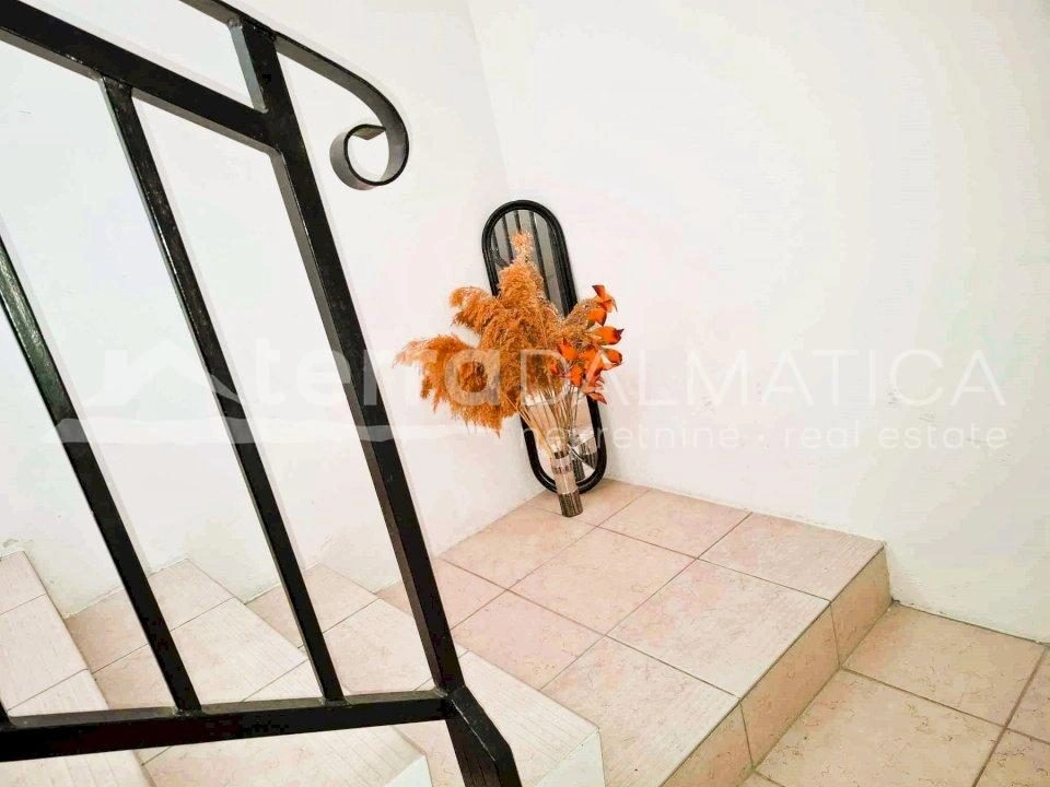 Steinhaus im Herzen der Altstadt von Vodice