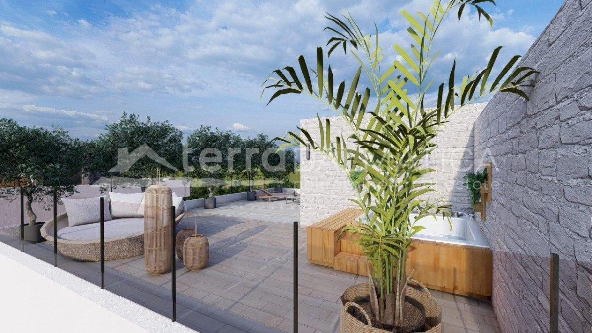 Srima – Moderne Doppelhaushälfte mit Swimmingpool, Garage und Dachterrasse