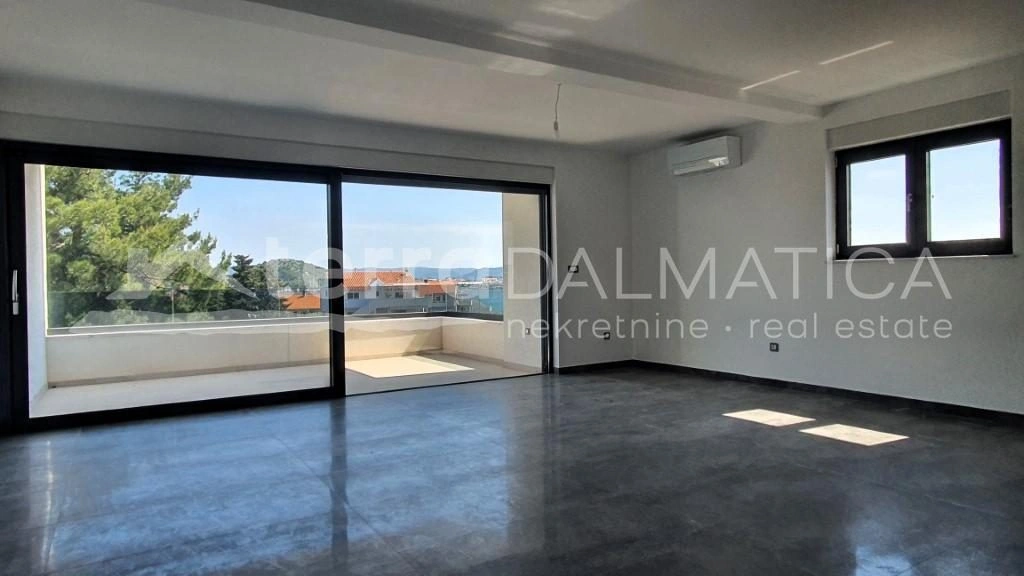 Moderne Wohnung mit Meerblick auf der Insel Murter