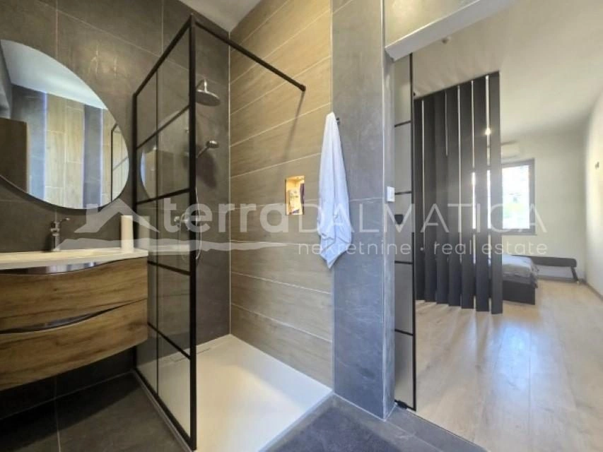 Penthouse über Šibenik – ein atemberaubender Ausblick, Komfort, der die Erwartungen übertrifft