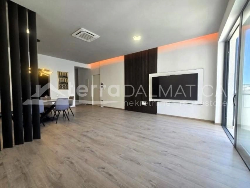 Penthouse über Šibenik – ein atemberaubender Ausblick, Komfort, der die Erwartungen übertrifft