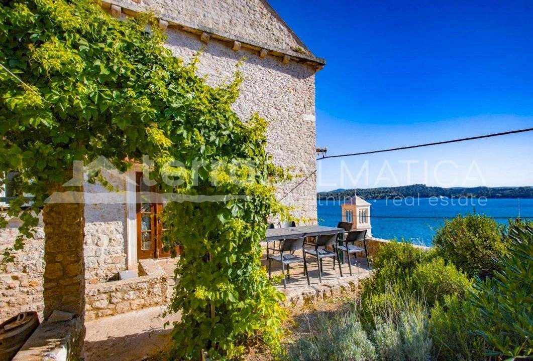 Historischer Palast mit Garten im Herzen von Šibenik