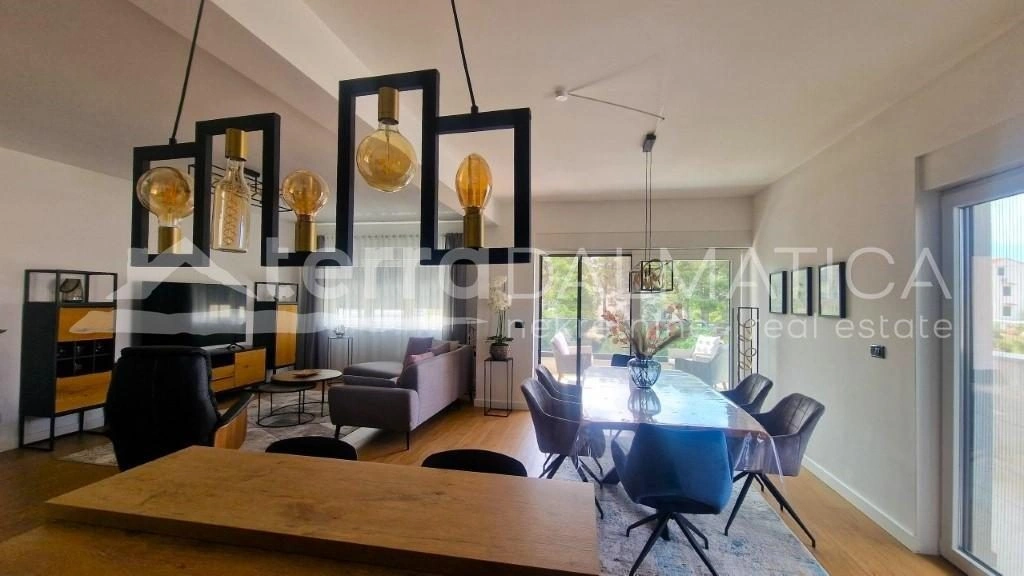 Jeden Morgen der Duft der Adria – Penthouse mit Aussicht zwei Minuten von einem wunderschönen Strand entfernt