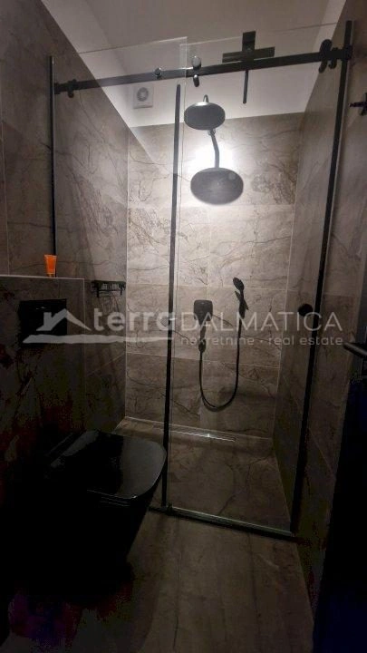 Jeden Morgen der Duft der Adria – Penthouse mit Aussicht zwei Minuten von einem wunderschönen Strand entfernt