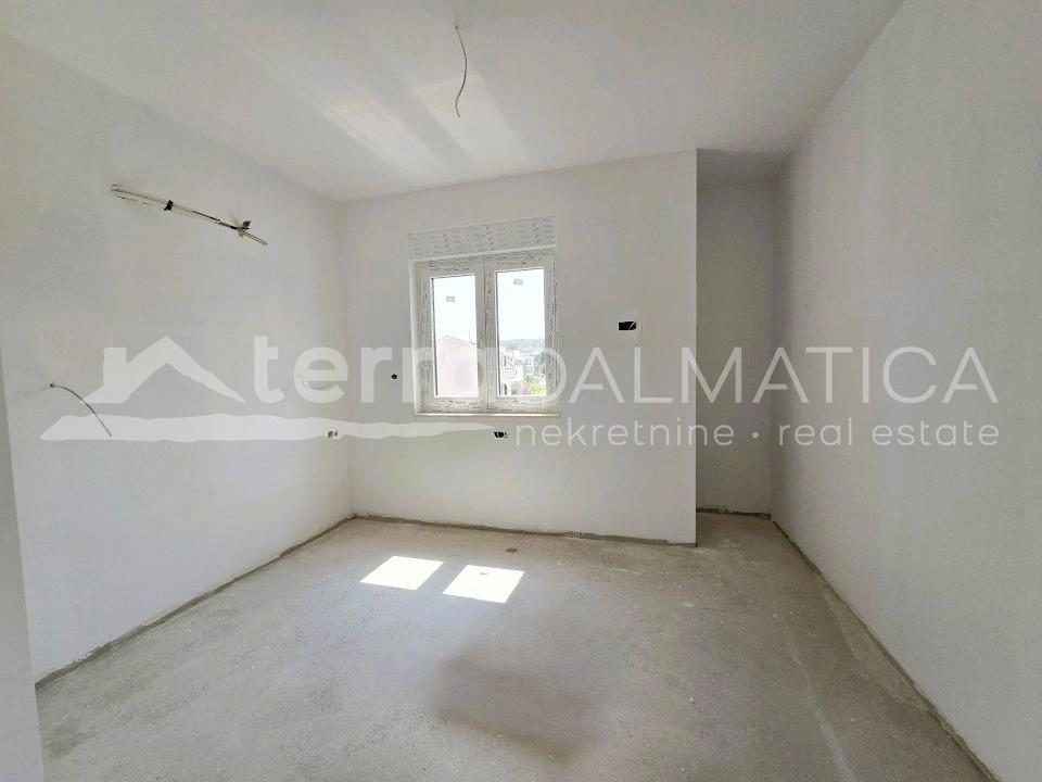 Penthouse mit Meerblick in Brodarica