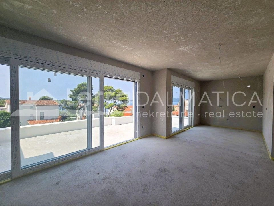 Dreizimmerwohnung mit Meerblick