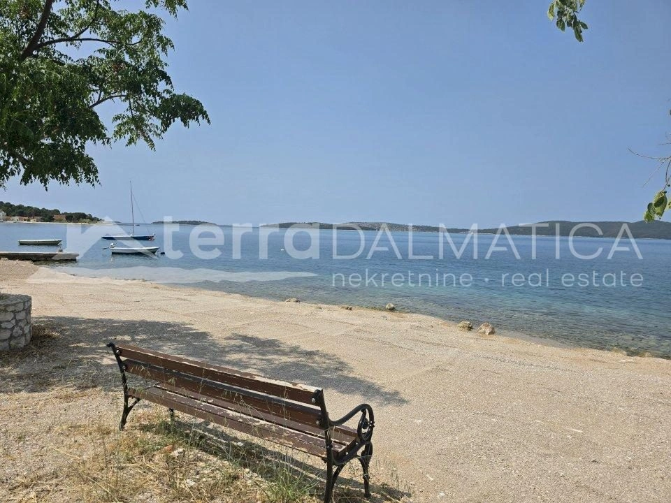 Dreizimmerwohnung mit Meerblick