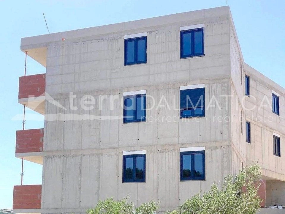 Primošten, moderne Zwei-Zimmer-Wohnung in einem Neubau