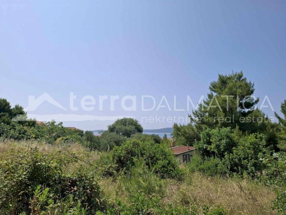 Baugrundstück in Vodice zu verkaufen