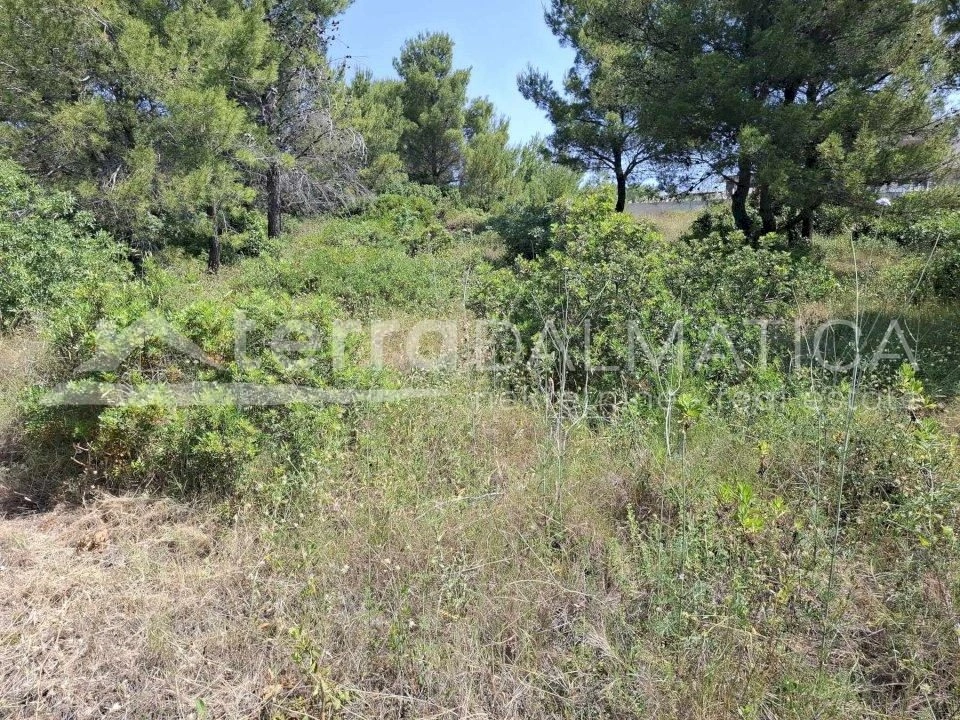 Baugrundstück in Vodice zu verkaufen