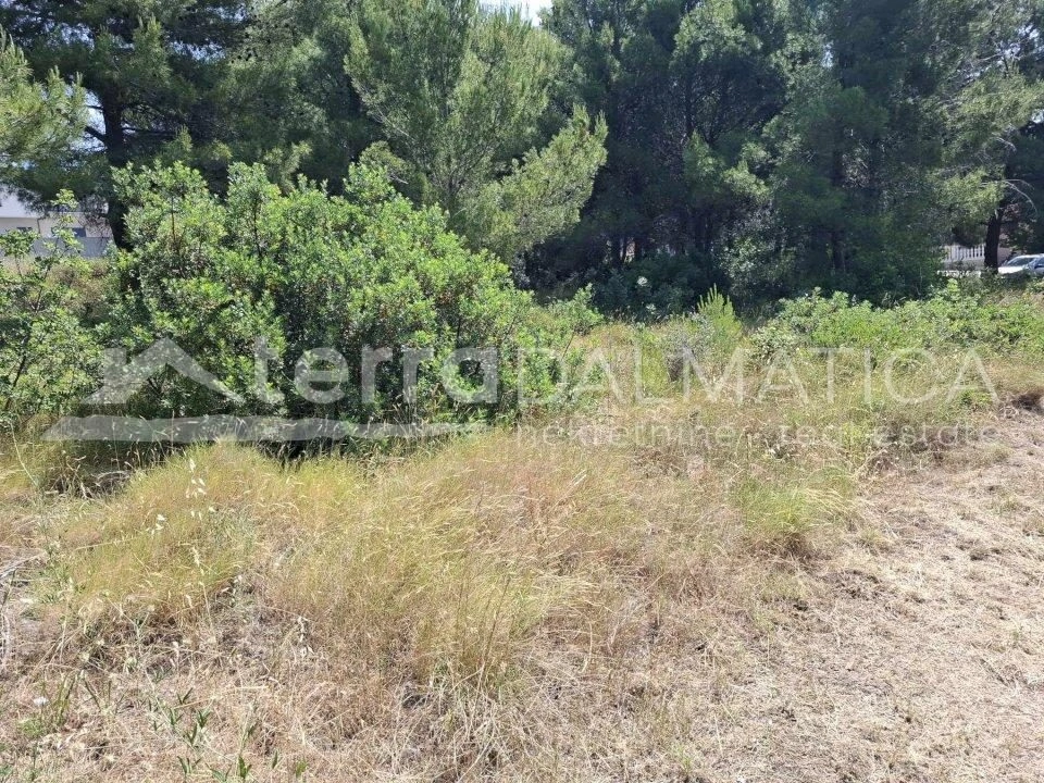 Baugrundstück in Vodice zu verkaufen