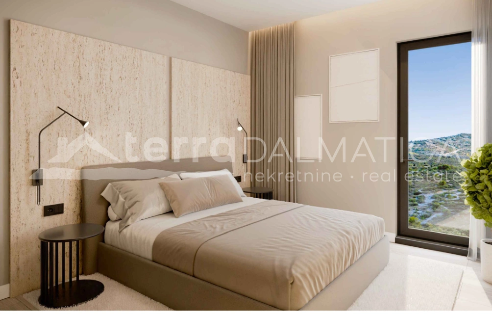 Mediterraner Luxus! Erdgeschosswohnung mit Jacuzzi, Garten & Garage im traumhaften Primošten!