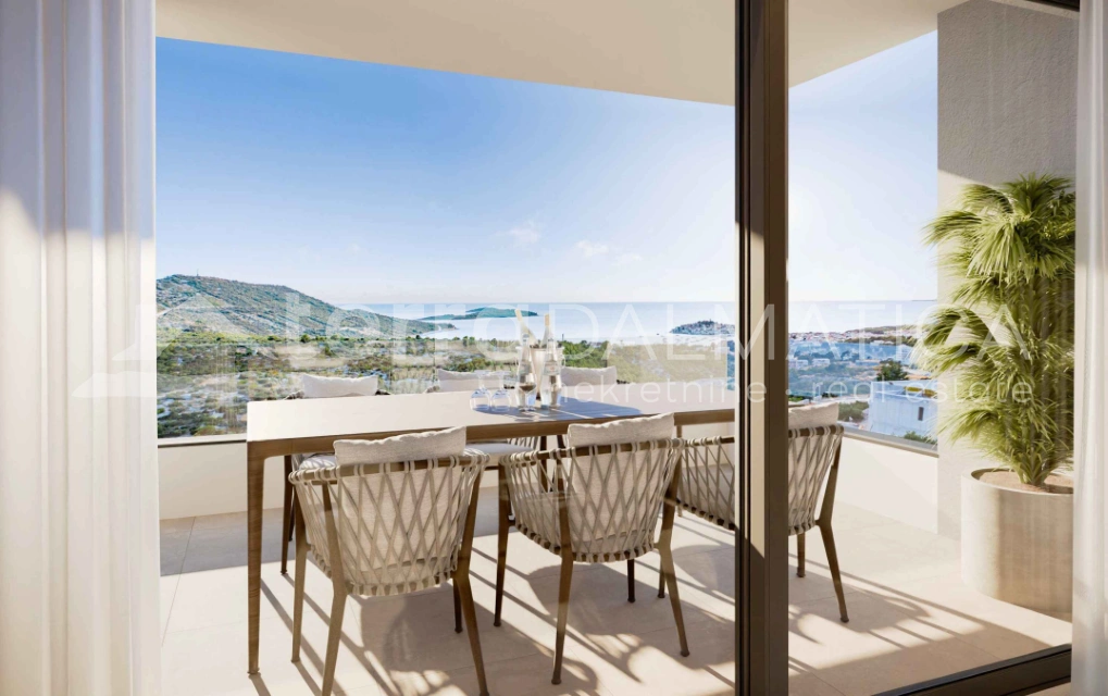 Primošten zum Greifen nah: Wohnung mit Parkplatz, Terrasse und idealer Lage!