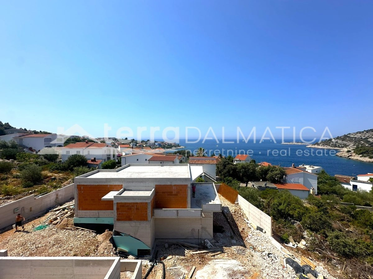 Rogoznica Bereich, Wohnung mit drei Terrassen und Meerblick