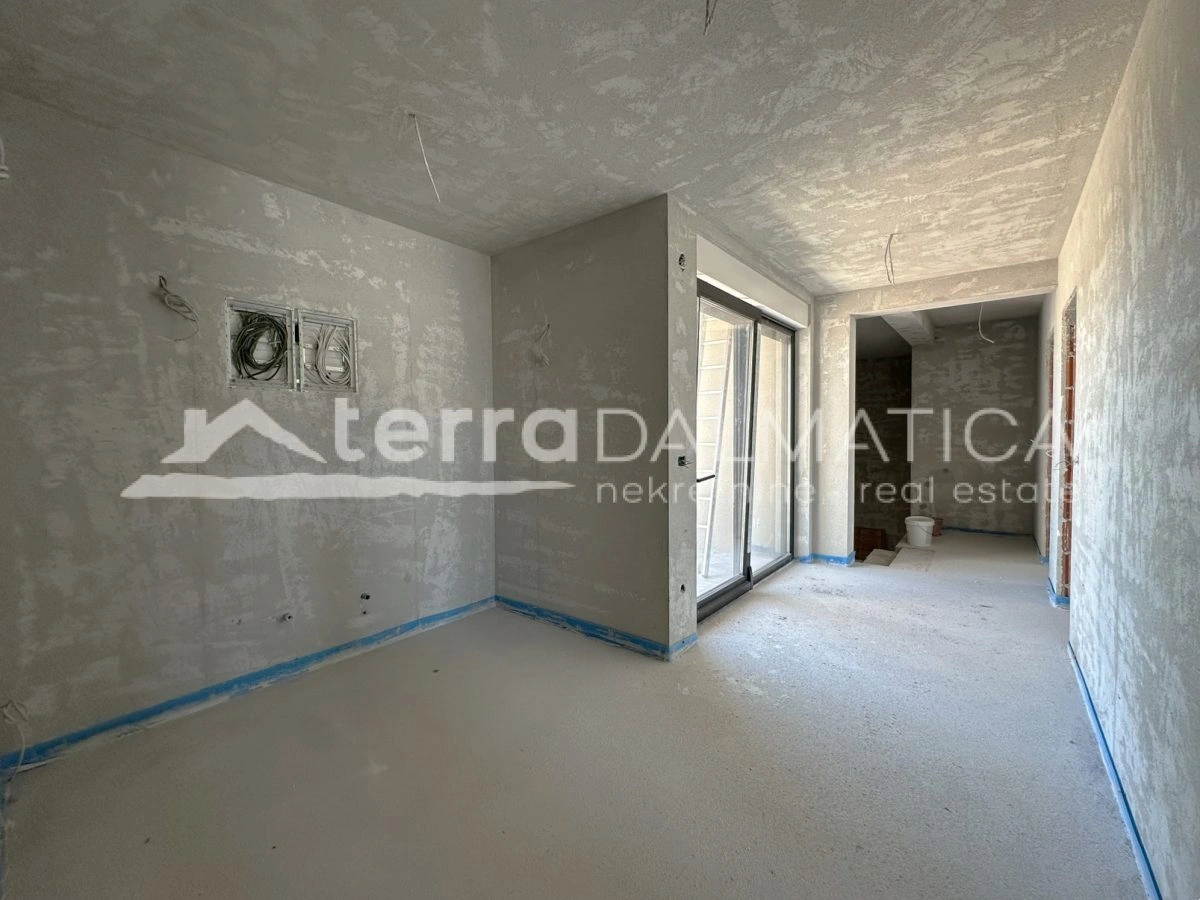 Umgebung von Sibenik, moderne Villa in der Nähe des Nationalparks Krka