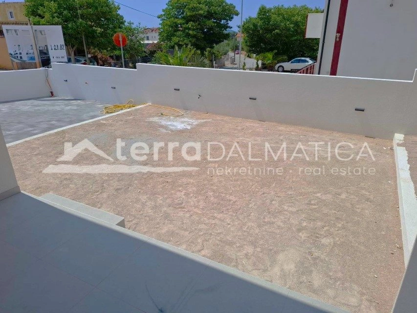 Wohnung Erdgeschoss + 1. Stock, 115 m² - ruhige Lage Vodice, Neubau mit Top-Ausstattung